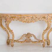 Консоль позолоченного цвета от итальянского производителя Chelini