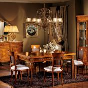 Ансамбль для гостиной-столовой из натурального дерева