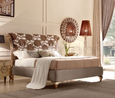 Кровать с высоким изголовьем Kronos