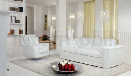 Белоснежный мягкий набор для гостиной.