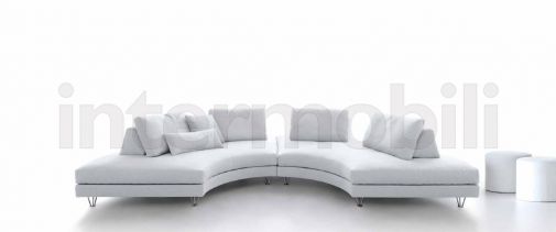 Белый округлый диван