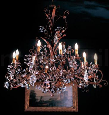 Богемная люстра из дорогого муранского стекла.