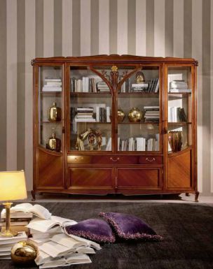 Большой книжный шкаф для кабинета.