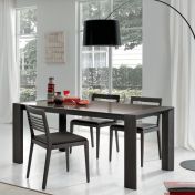 Большой прямоугольный стол