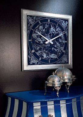 Часы Zodiaco от фабрики Tonin Casa