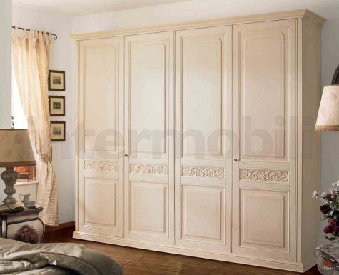 Четырехстворчатый распашной шкаф ARNOLFO