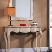 Деревянная консоль от мебельной фабрики Vaccari International