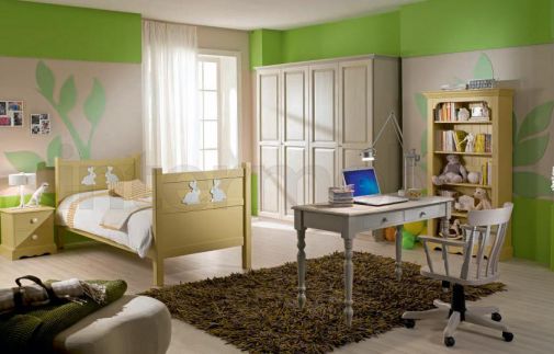 Детская комната в зеленой гамме.