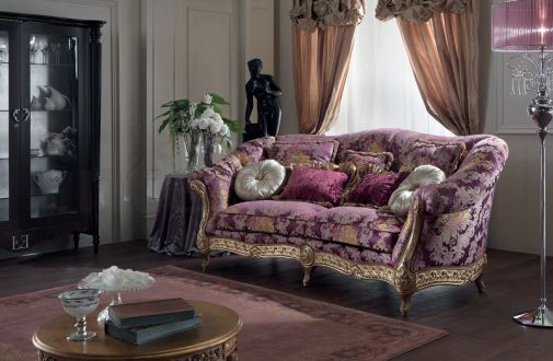 Диван PHILIP для классического интерьера гостиной