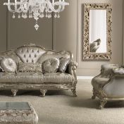 Дивный мебельный гарнитур NAIF