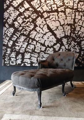 Дормез темных оттенков.