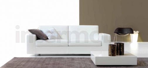 Двухместный белый диван