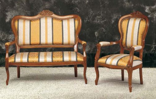 Двухместный диван и стул с мягким сиденьем