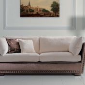 Двухместный диван для гостиной