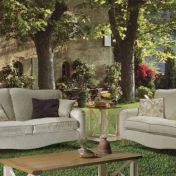 Двухместный диван от Tre Ci Salotti.