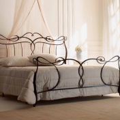 Двухспальная кованая кровать SUSY