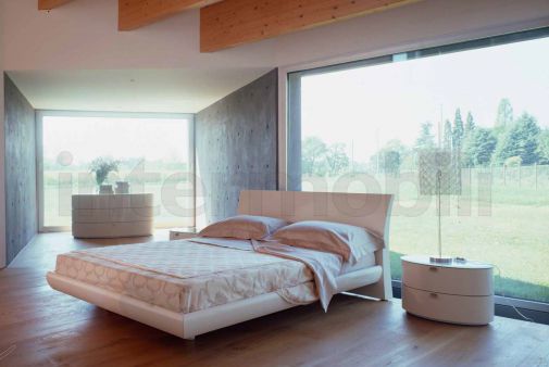 Двухспальная кровать итальянской фабрики Pescarollo