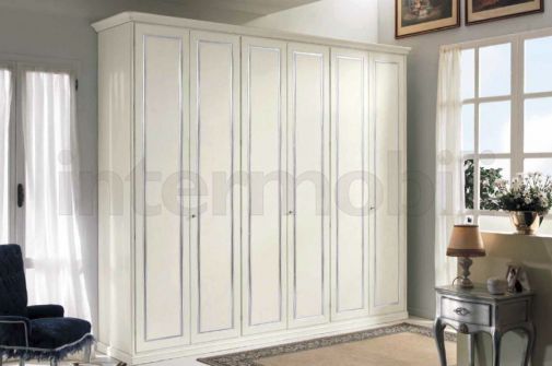 Элегантный платяной шкаф Selene из коллекции Meridian