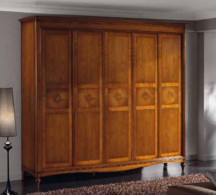 Элегантный шкаф с пятью дверцами от BL Mobili.