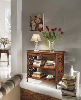 Этажерка в классическом стиле