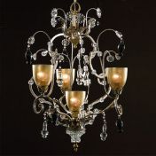 Подвесная люстра с золотистыми плафонами