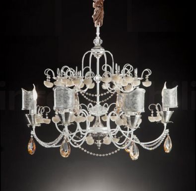 Люстра с серебристыми плафонами