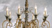 Подвесная люстра в стиле канделябра