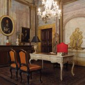 Гарнитур для кабинета в классическом стиле