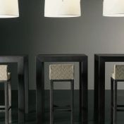 Барные стол McQueen и стулья Cage