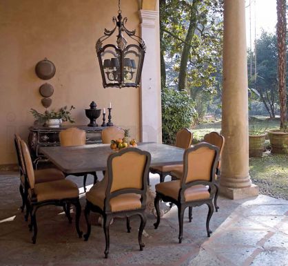 Гарнитур для загородной комнаты или столовой