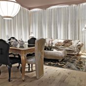 Гарнитур для столовой от итальянского производителя