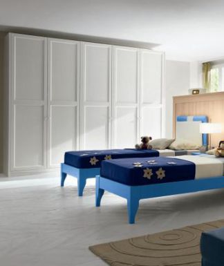 Гарнитур Freetime для просторной детской комнаты.