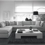 Диван трехместный с дополнительными модулями