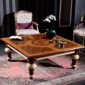 Журнальный столик