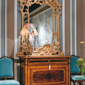 Идеальная мебель для прихожей комнаты.