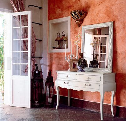 Изящная консоль и зеркало в классическом стиле от Tonin Casa