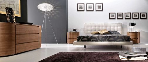 Изящный спальный комплект Mercantini