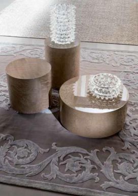 Изящный стол из коллекции Sunrise