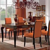 Итальянская мебель для столовой из коллекции Venezia