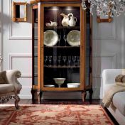 Витрина с подсветкой из коллекции Venezia