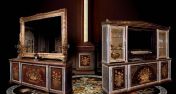 Изысканный шкаф и роскошный комод с зеркалом.