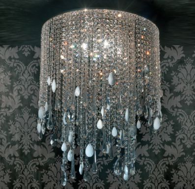 Люстра из хрустальных цепочек