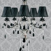 Люстра с черными плафонами и подвесками