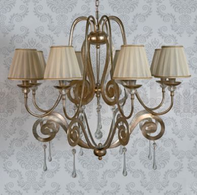 Люстра с карамельными абажурами