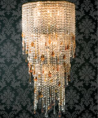Люстра с каскадом бус из кристаллов