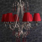 Люстра с рубиновыми абажурами
