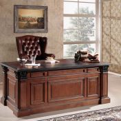 Функциональный стол для кабинета и кресло руководителя