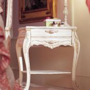 Классическая прикроватная тумбочка Jumbo.