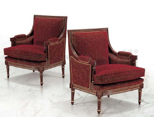 Классические кресла с деревянной отделкой Bazzi.