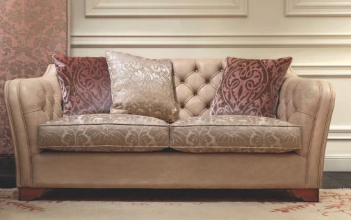 Классический диван Duka из коллекции Collezioni